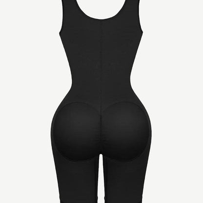 Compression girdles for slimming and buttock lifting